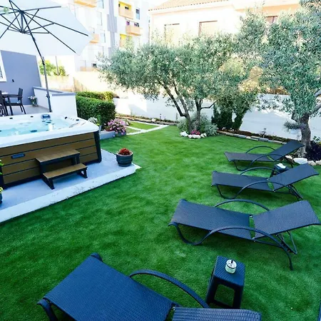 Apartman Modric Apartment *