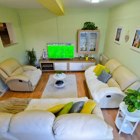 Apartman Modric Apartment