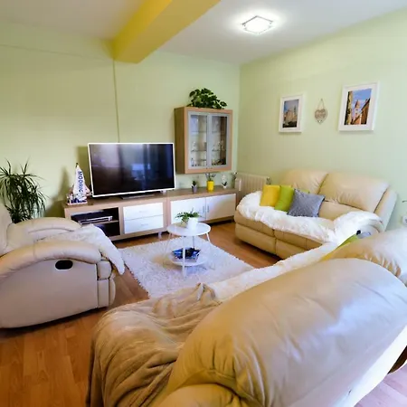 Apartman Modric Apartment *